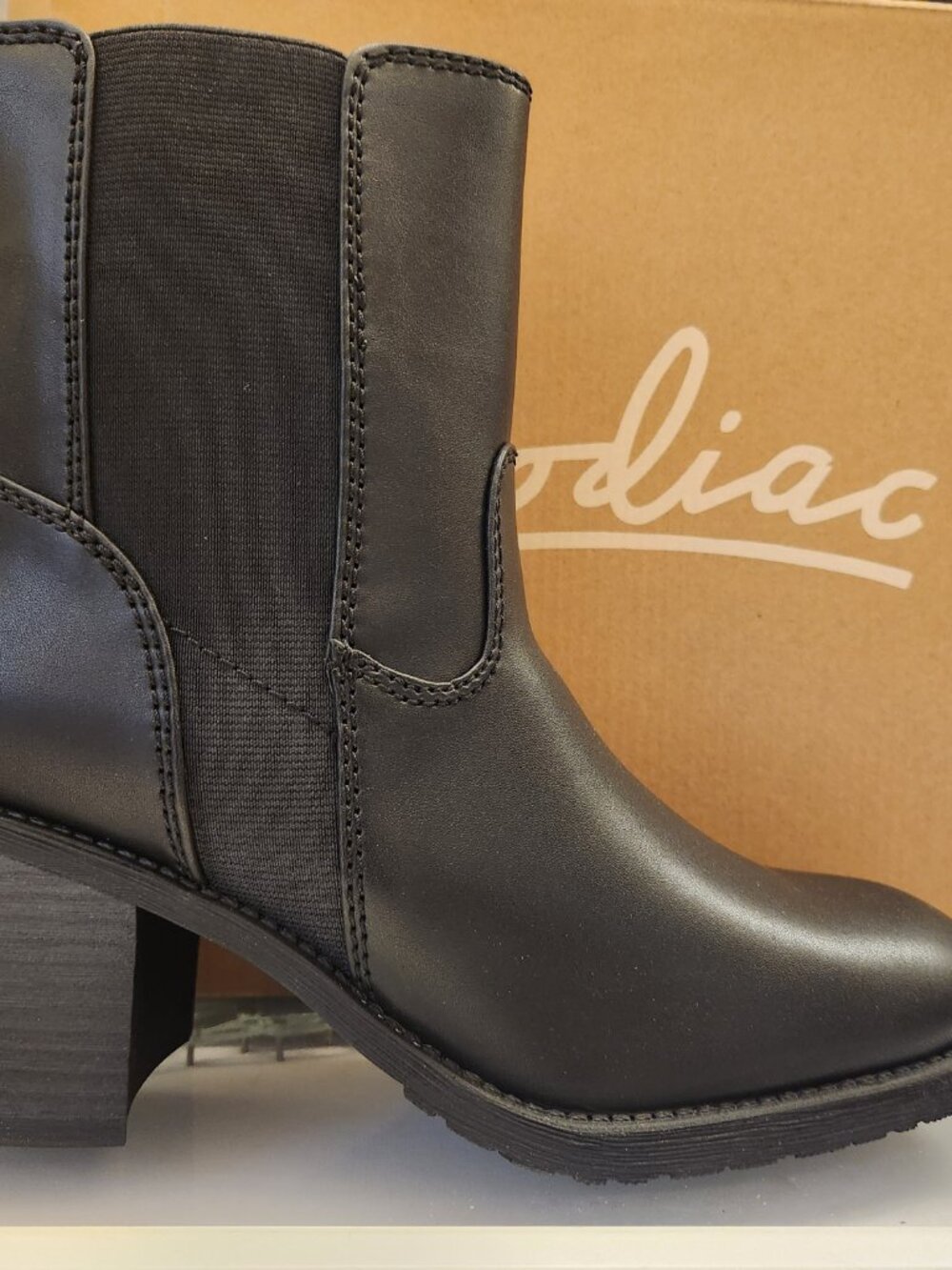 Zodiac Black "Claret" Heeled Booties. NIB. Size 9.5.